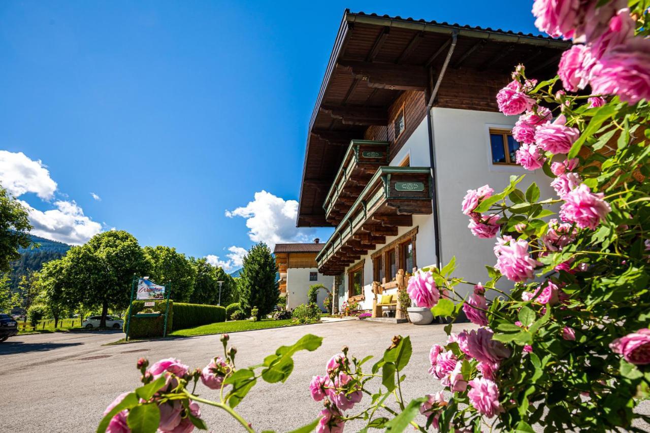 Holiday Im Gaestehaus Warter In Altenmarkt Altenmarkt im Pongau Exteriör bild